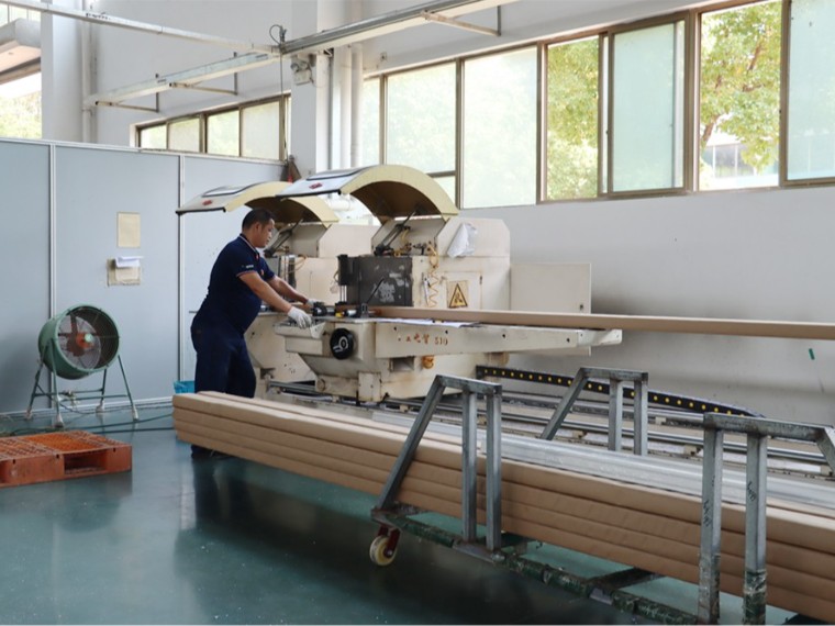 鋁型材的標準化與模塊化設計有何優(yōu)勢？