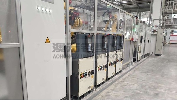 車間作業如何用鋁型材圍欄實現安全靈活？